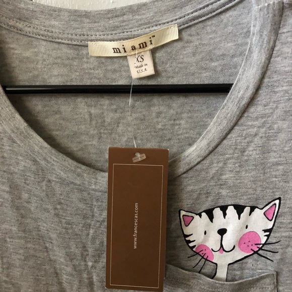 NWT Francesca’s Tee - Picture 2 of 3